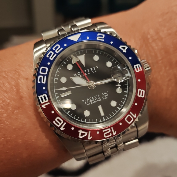 Monterey Watch Co. Men's Blacktip GMT Watch - Blue and Red Bezel - Picture 4 of 4